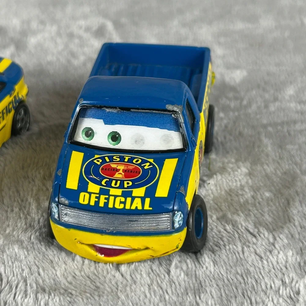 Disney Pixar Cars Piston Cup Official Truck and Sedan Diecast Lot Blue Yellow